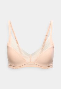 Επιλέχθηκε, neutral beige