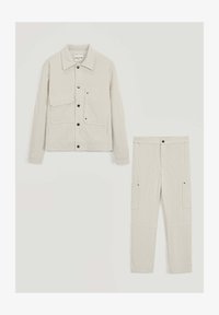 Non sélectionné, beige