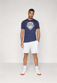 Nike Performance USA TEE  - Landslagsklær - obsidian/white