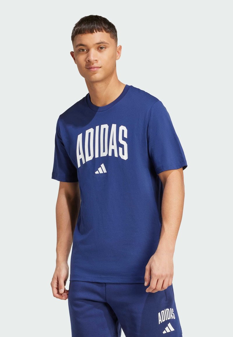 adidas Sportswear COLLEGIATE - Marškinėliai su spaudiniu - dark blue