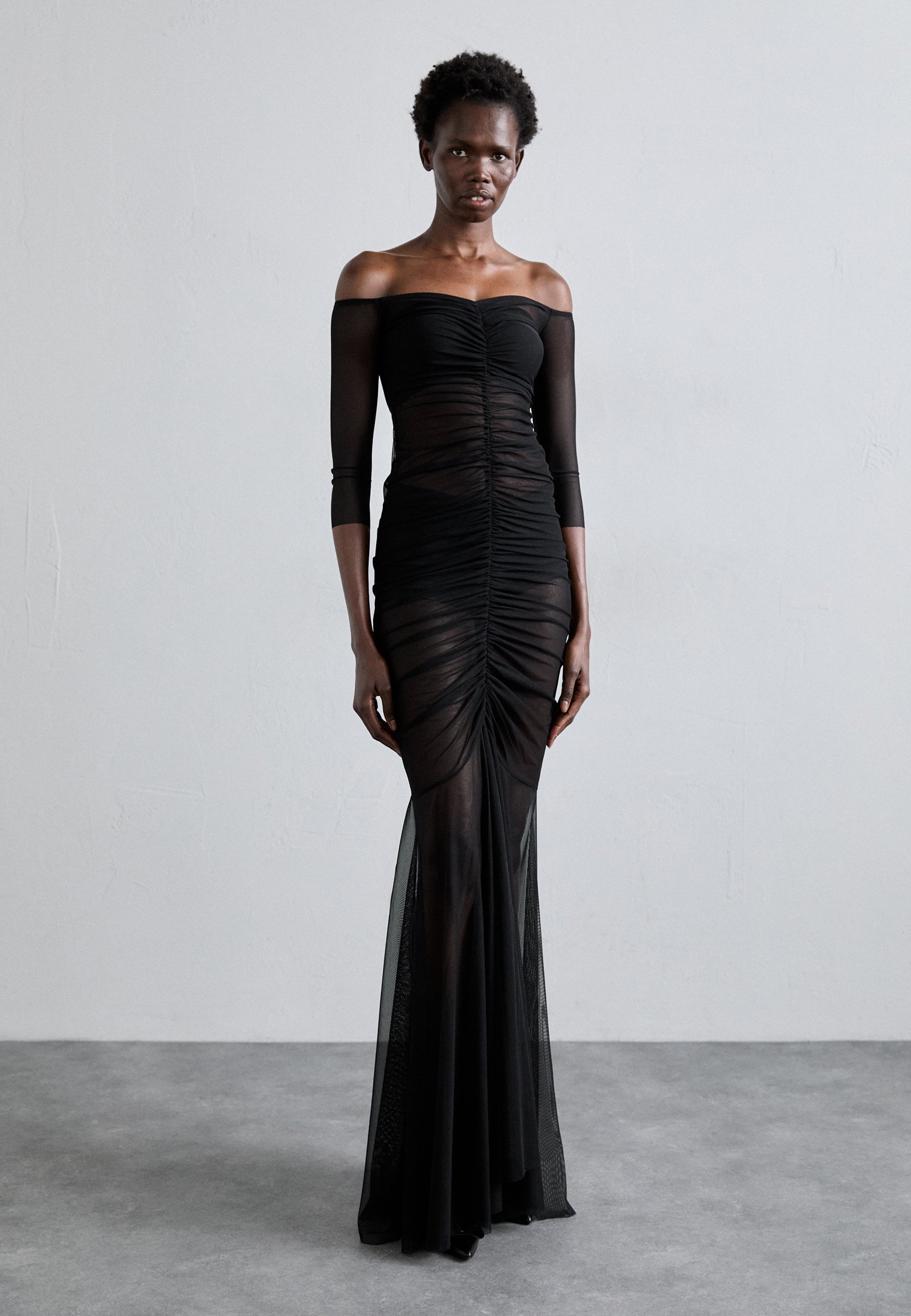 Norma Kamali OFF SHOULDER SHIRRED FRONT FISHTAIL GOWN - Occasion wear - black - Zalando.ie Norma Kamali OFF SHOULDER SHIRRED FRONT FISHTAIL GOWN - Occasion wear - black - Zalando.ie