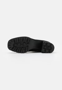 Kennel + Schmenger Botines con plataforma - black