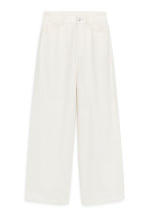 High-waist wide-leg white pants with front button and zipper closure, belt loops, and front pockets.