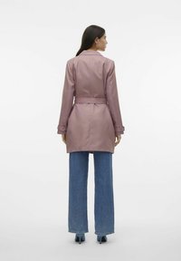 Vero Moda REVERSKRAGEN   - Trenchcoat - nostalgia rose