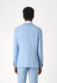 HUGO ARTI HESTEN - Completo - light blue