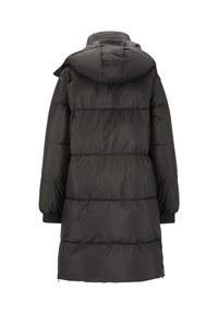 Svart pufferjacka med huva, horisontella sömmar, elastiska ärmmuddar och medellängd. Slät, glänsande yta och hållbart material.