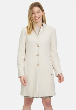 Betty & Co MIT KNÖPFEN - Manteau court - shiny powder