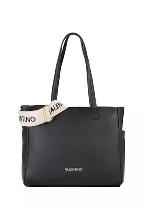Bolso tote negro Valentino con asas dobles y una correa blanca ajustable con texto negro Valentino.