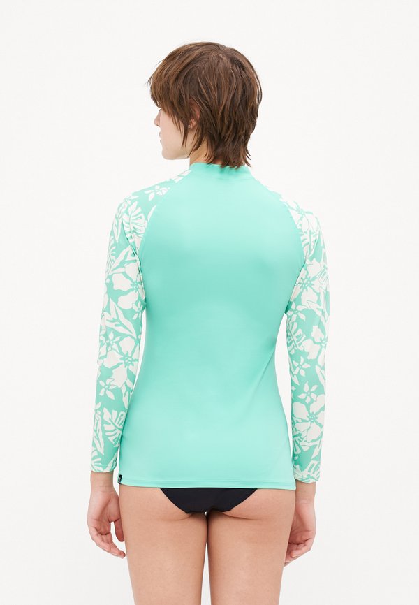 SUN TO SEA RASHGAURD - Bikini top - aqua3