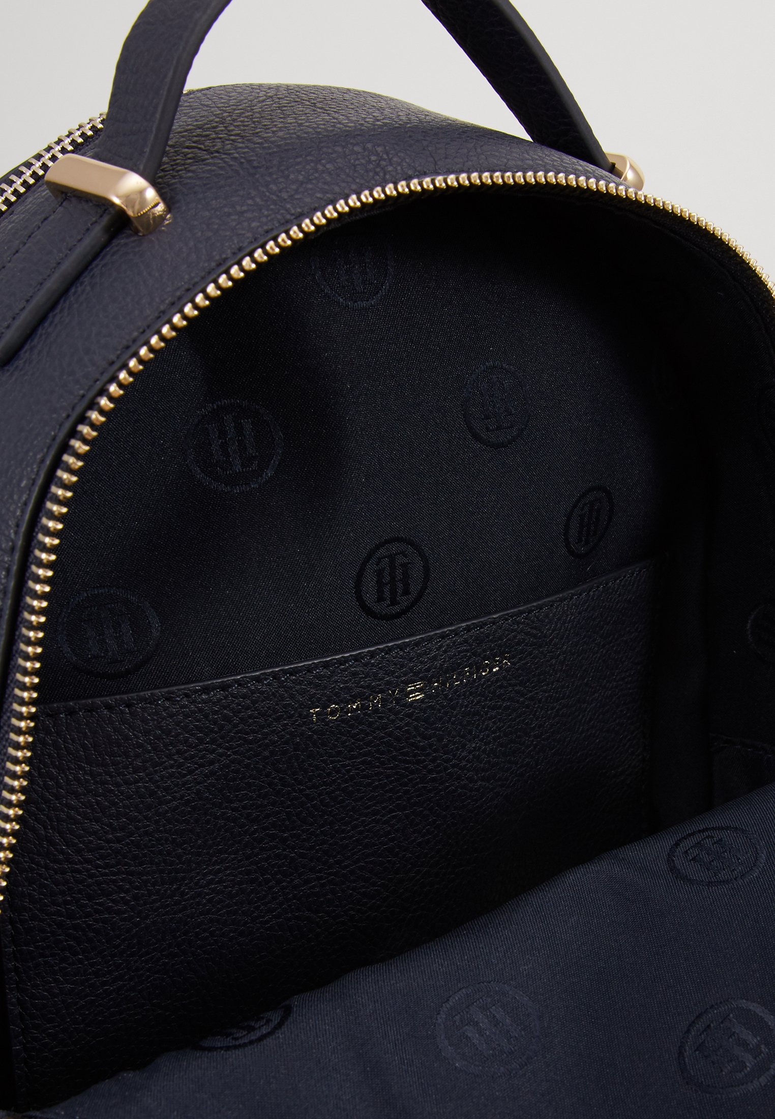 tommy hilfiger core mini backpack