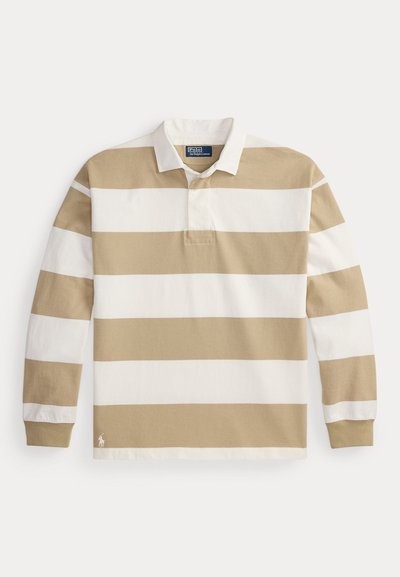 Μακρυμάνικη πόλο μπλούζα με οριζόντιες ρίγες σε μπεζ και λευκό, με κλασικό γιακά και μικρή διακοσμητική λεπτομέρεια λογότυπου στο τελείωμα.