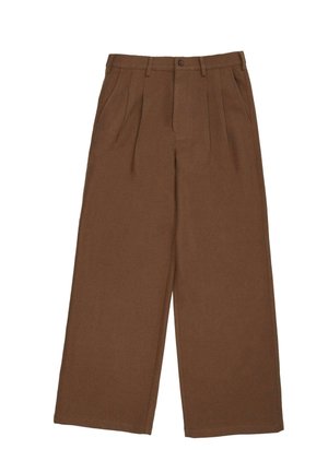 Braune, weit geschnittene Hosen mit Falten, aus weichem Stoff gefertigt. Verfügt über einen Knopfverschluss und Gürtelschlaufen, hat eine glatte Textur und eine taillierte Passform.