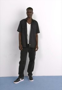 Dickies HOUSTON - Straight leg -farkut - black