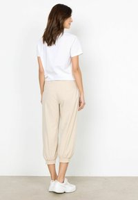 Soyaconcept SC-CISSIE 47-B - Donji dijelovi trenirke - sand
