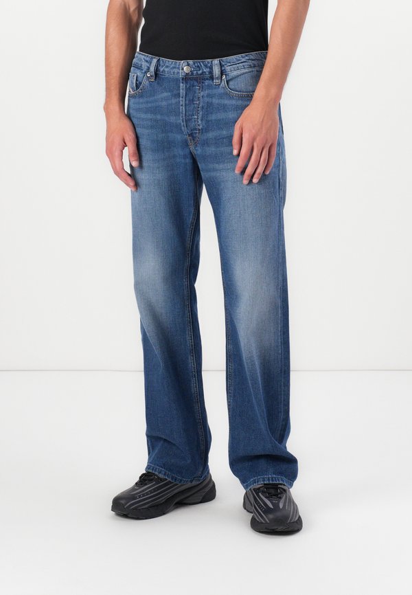 Jeans Straight Leg - 01