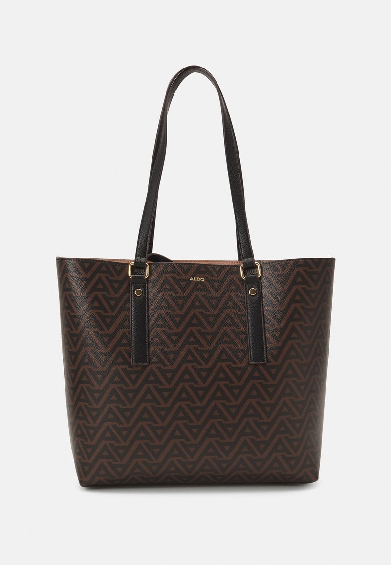 Brązowa torba tote w wzory z czarnymi skórzanymi uchwytami i złotymi akcentami. Design prezentuje geometryczny motyw na fakturowanej powierzchni.