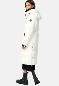 Marikoo STEPP ZURARAA XVI - Ziemas mētelis - off white