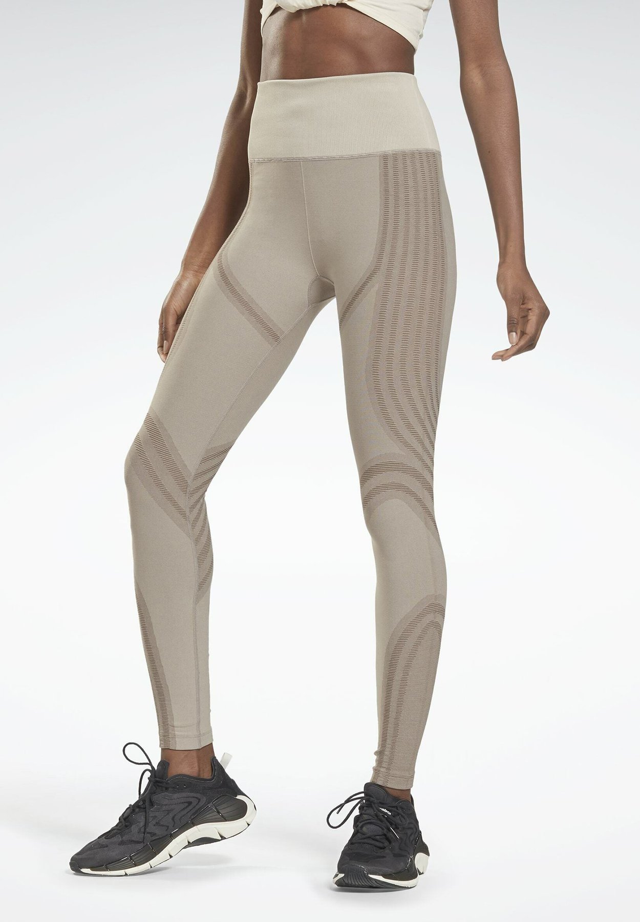 LES MILLS SEAMLESS