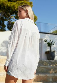 Next TEXTURED REGULAR FIT - Strand accessories - white