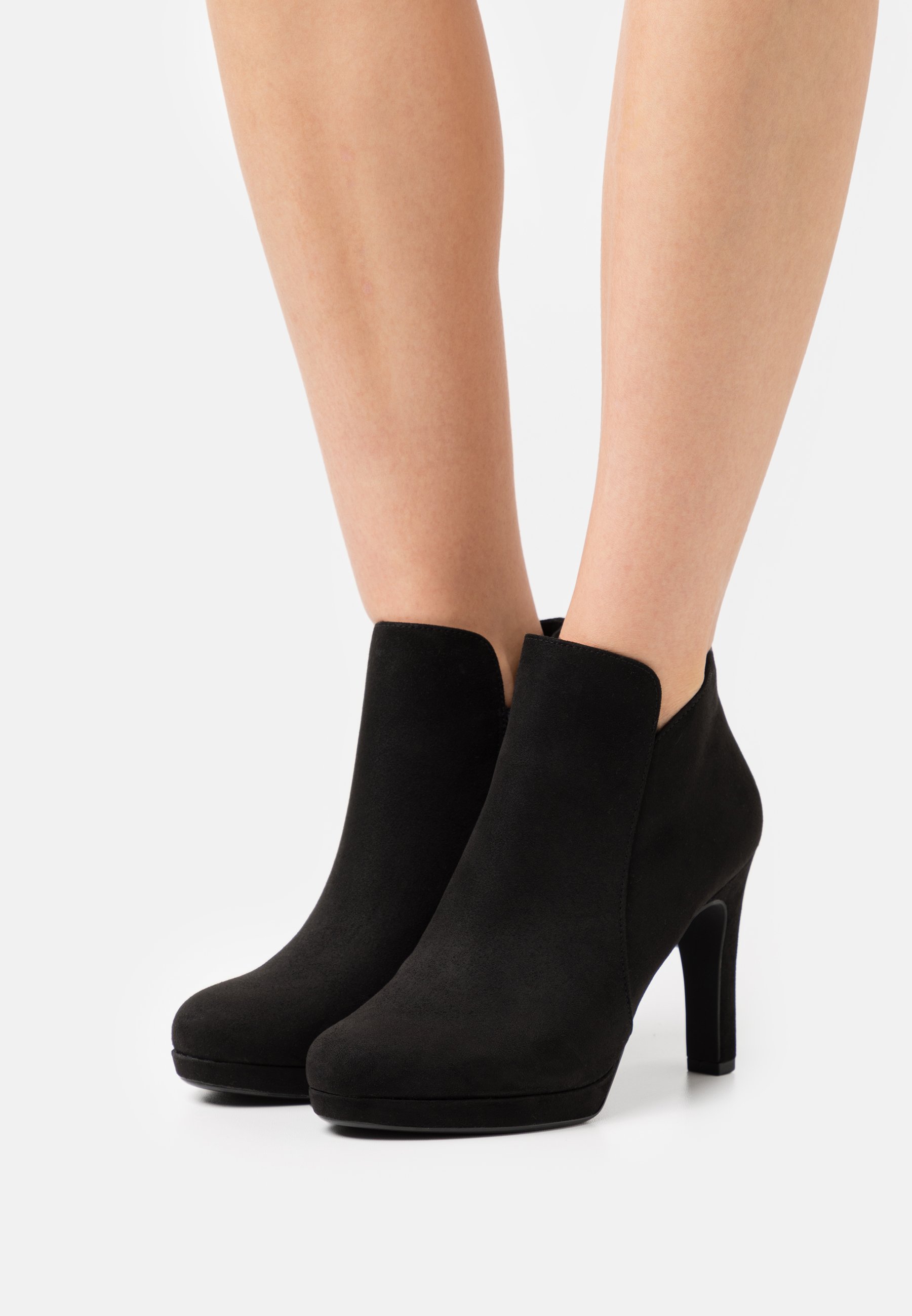 tamaris enkellaarsjes zwart