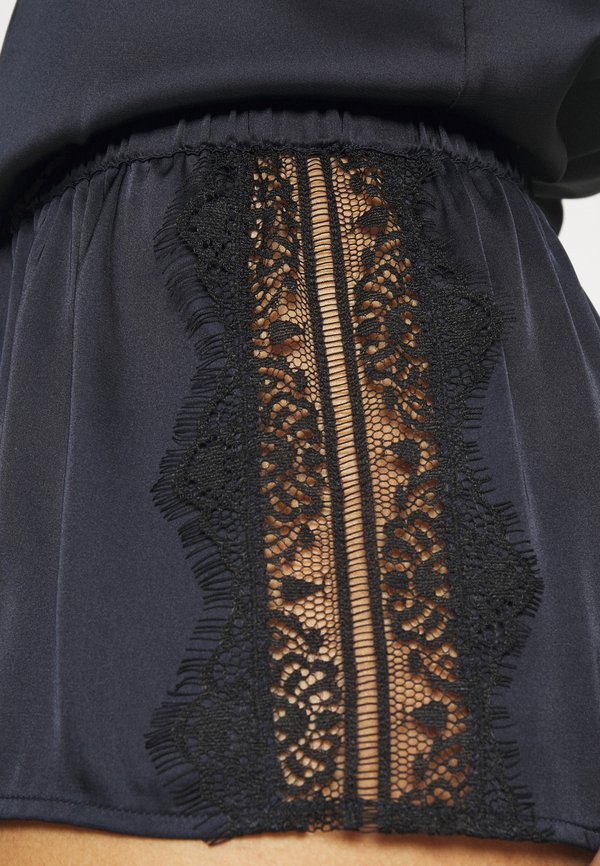 SECRETS NIGHT SHORT - Pyjama bottoms - vollmond2