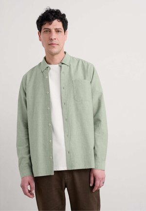 JENKEN - Chemise - green - dark turf