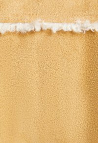 Bershka Halflange jas - camel