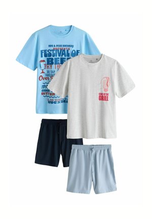 To sæt afslappet sommertøj med trykte T-shirts med korte ærmer og matchende snørrebukser i blå, lysegrå, sort og lyseblå farver.