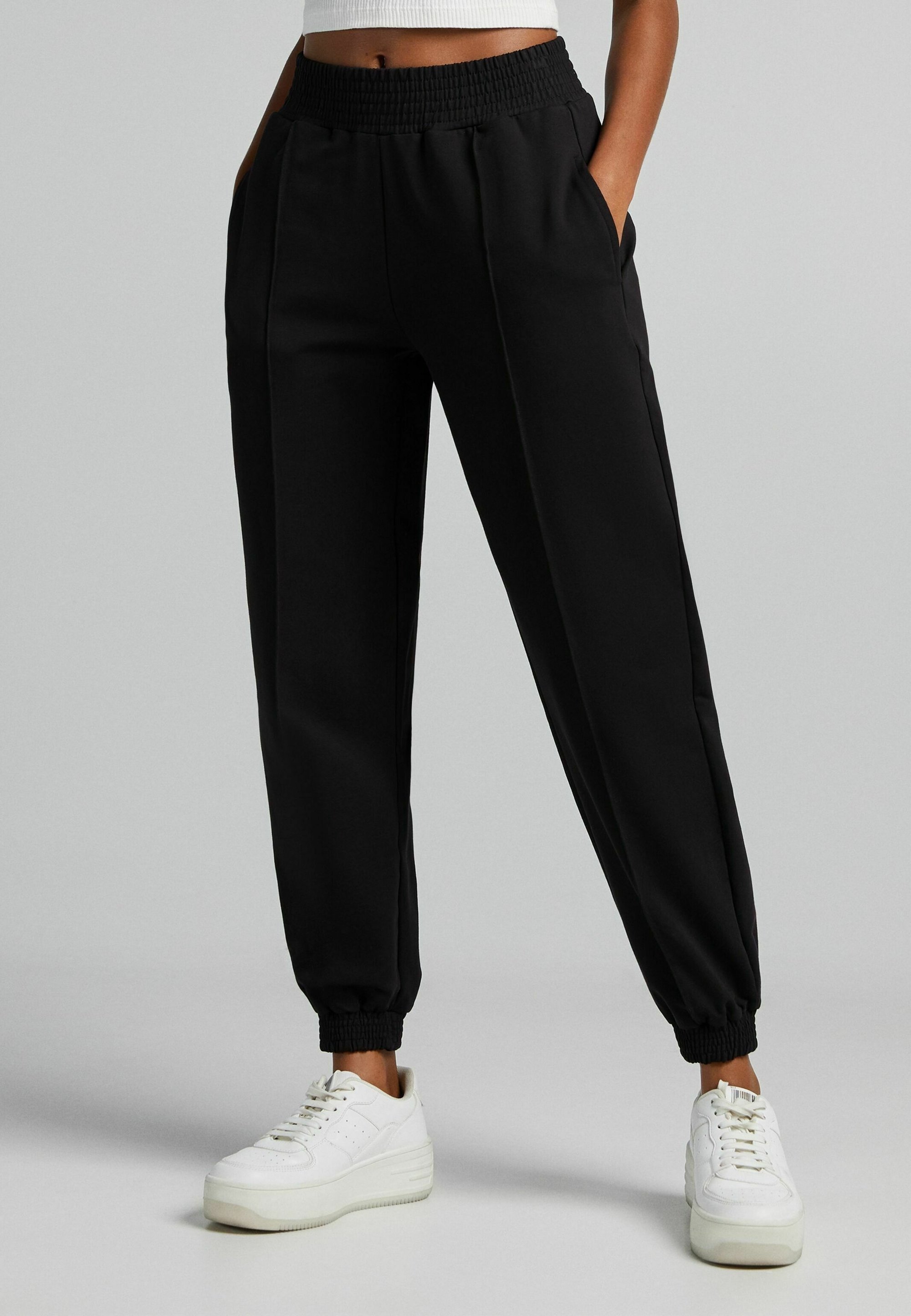 Bershka Pantalones deportivos black/negro (Segunda mano