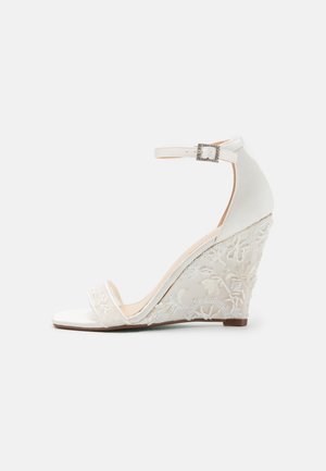 IVAN - Sandalen met sleehak - ivory