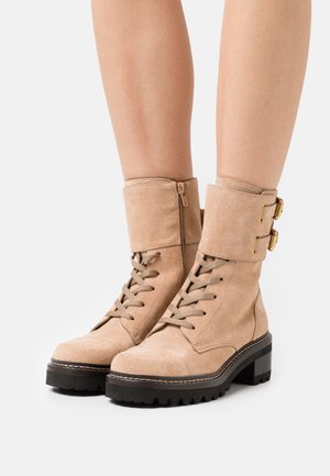 MALLORY LACE UP - Lace-up ankle boots - natural