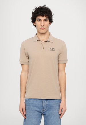 - Koszulka polo