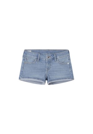 Shorts en denim bleu clair avec ourlets roulés, bouton à l'avant, fermeture éclair, passants pour ceinture et design à cinq poches.