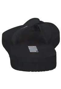 Infradito neri con una suola morbida e testurizzata, cinturini flessibili e un logo turchese sul plantare. Design semplice, senza ulteriori dettagli.