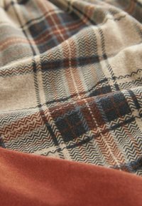 Next MOTIONFLEX COSY SET - Komplet pidžame - orange tan check