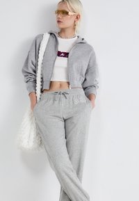 GAP HERITAGE - Jogginghose - light heather grey