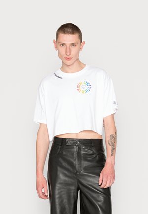 PRIDE CROPPED TEE UNISEX - T-shirt con stampa - pride bright white