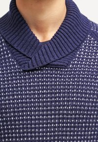 KIOMI Stickad tröja - dark blue