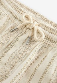 Next STRIPED TEXTURED DOCK REGULAR FIT - Træningsbukser - mottled beige