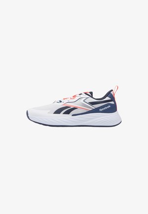 Scarpa da corsa bianca e blu navy con accenti arancioni, logo Reebok sul lato, allacciatura frontale e suola ammortizzata vista dal lato esterno.