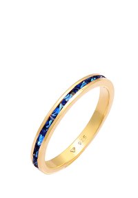 Goldring mit einem glatten, abgerundeten Band, das eine blaue Kristalleinlage aufweist, etwa 3mm breit, innen mit "925" gekennzeichnet.
