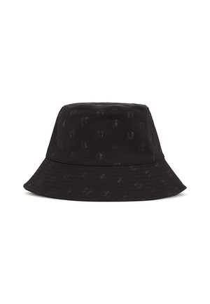 Chapeau bob noir avec un motif embossé subtil sur toute la surface et un bord incliné vers le bas, présenté sur un fond blanc uni.