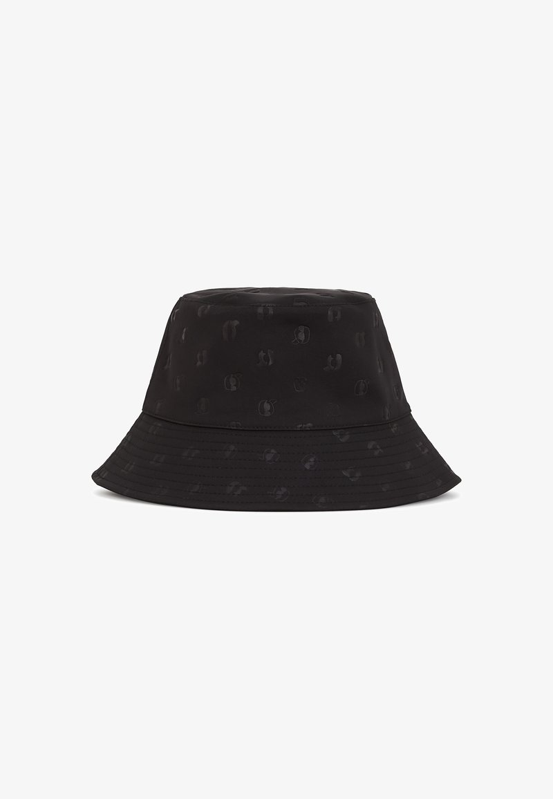 Chapeau bob noir avec un motif embossé subtil sur toute la surface et un bord incliné vers le bas, présenté sur un fond blanc uni.