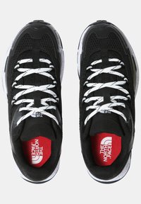 The North Face VECTIV TARAVAL - Trainers - BLACK/WHITE