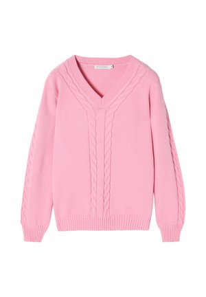 Lyserød strikket sweater med V-hals, kabelstrikket mønster på forsiden og ærmerne samt ribbede manchetter og nederkant.