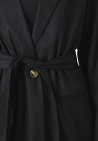 Guess JONI  - Kratka jakna - jet black