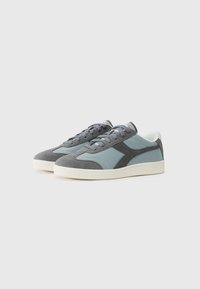 Diadora KICK - Trainers - high rise