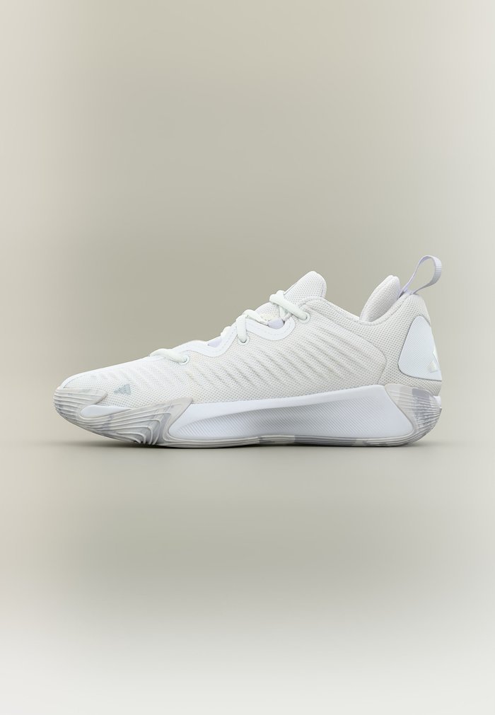 adidas INITIATION UNISEX - Basketball shoes - footwear white/silver-coloured metallic/dash grey