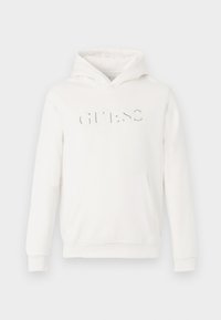 Sudadera blanca con capucha, confeccionada en un tejido suave. Cuenta con un bolsillo tipo canguro y un logotipo "GUESS" en relieve. Los puños y el dobladillo están acabados con detalles acanalados.