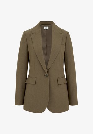 Olive krāsas piegrieztais bleiseris ar vienu pogu, ieplakām un divām priekšējām kabatām. Gluda tekstūra un strukturēta siluets.